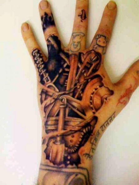 d hand tribal tattoo