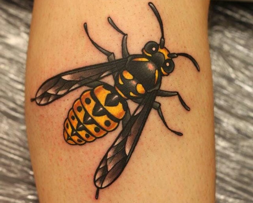 Tribal-Bee-Tattoo-19022024