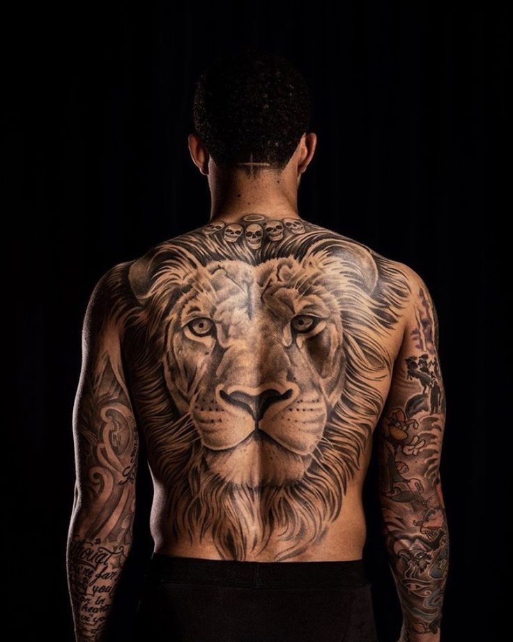 16-memphis-depay-tattoo-2024-16