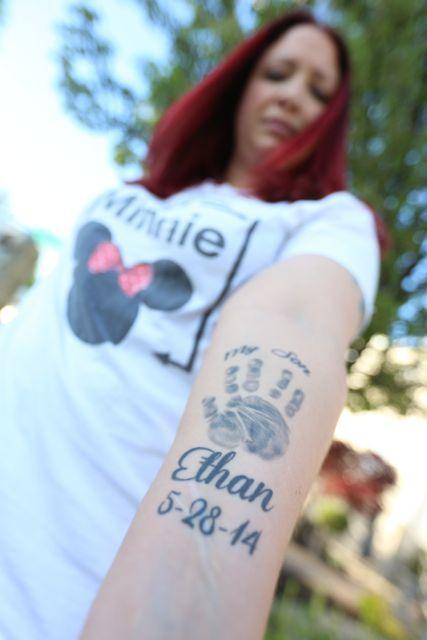Aiell 51 tattoos (16) Aiell 51 tattoos (16)