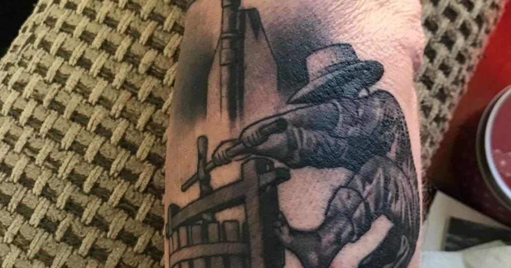 Aiell 51 tattoos (2) Aiell 51 tattoos (2)